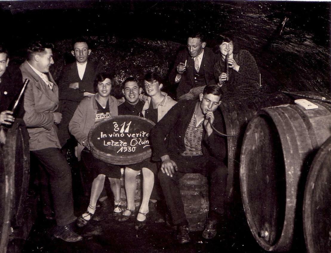 Weingut-Brennerei-Gaestehaus Emil Dauns Рейл Экстерьер фото